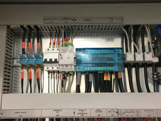 NVent ERIFLEX Flush-Mounted Unit With Distribution Terminals - 569020