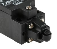 Omron SAFETY PRODUCTS Limit Switch - D4N1132